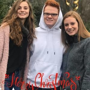 Meet your Posher, Dana